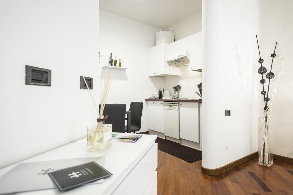 Hemeras Boutique Homes - Design Apartments In Milan Center Esterno foto