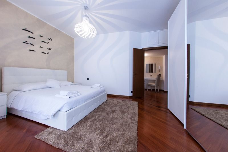 Hemeras Boutique Homes - Design Apartments In Milan Center Esterno foto