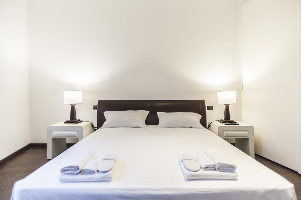 Hemeras Boutique Homes - Design Apartments In Milan Center Esterno foto
