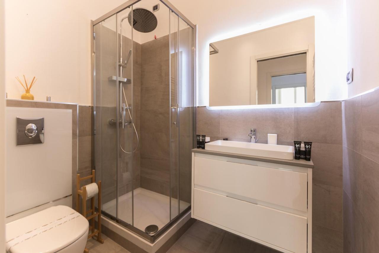 Hemeras Boutique Homes - Design Apartments In Milan Center Esterno foto